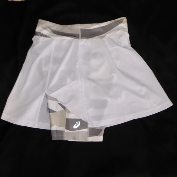 ASICS WHITE GRAY ACTIVE SKIRT W/BIKE SHORTS NEW STRONG 92 TENNIS PICKLEBALL M - Picture 3 of 7